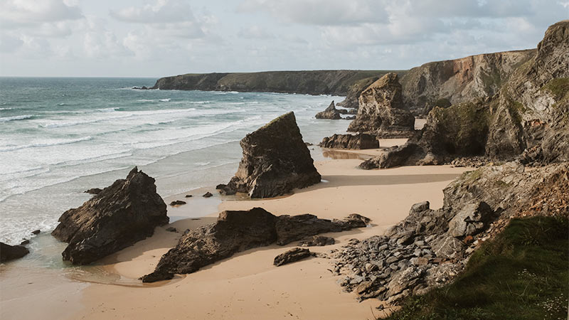 The golden beach and towering stacks at Bedruthan Steps in Cornwall