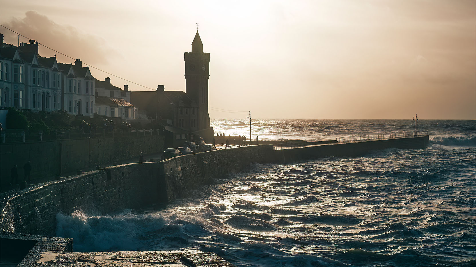 Where to storm watch in Cornwall